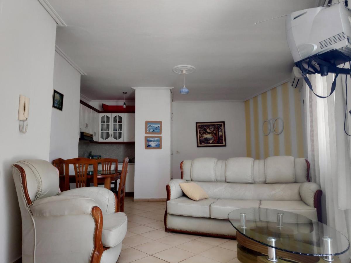 Private Studio Sea View 2 Minutes Away From Beach Saranda Zewnętrze zdjęcie